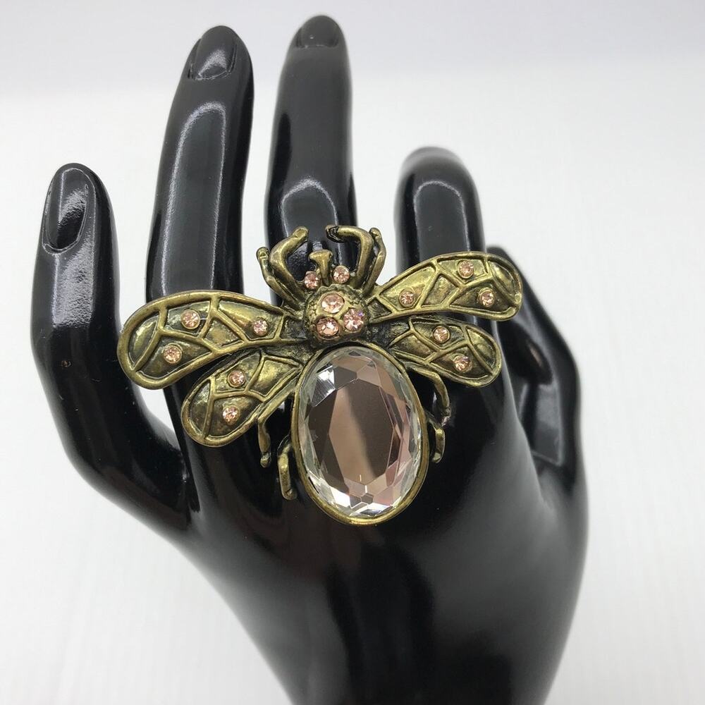 Retro Whimsigoth Baroque Brass Bee Crystal Stretchy Statement Ring 7.5 - Picture 2 of 5